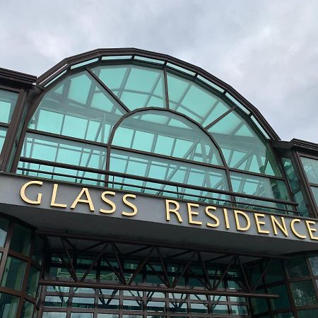 Glass Residence Отвоцк Екстер'єр фото